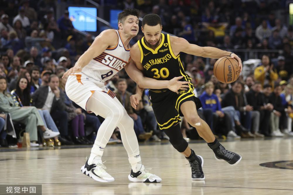 界批评中坚 界批评中坚